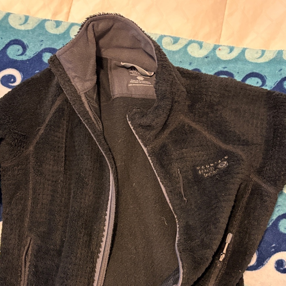 Mountain Hardwear Black Performance Jacket